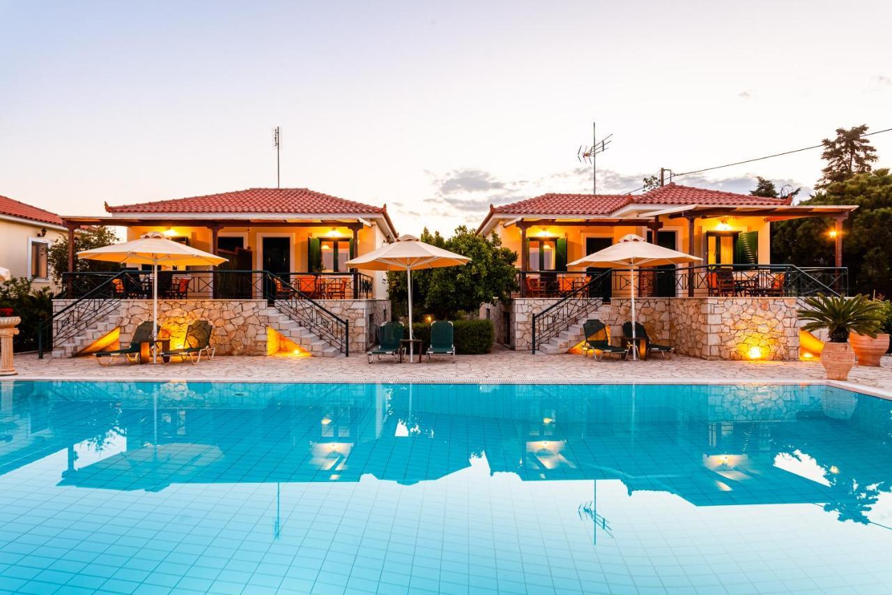 Dukes Poolside Houses Parálion Ástros Extérieur photo