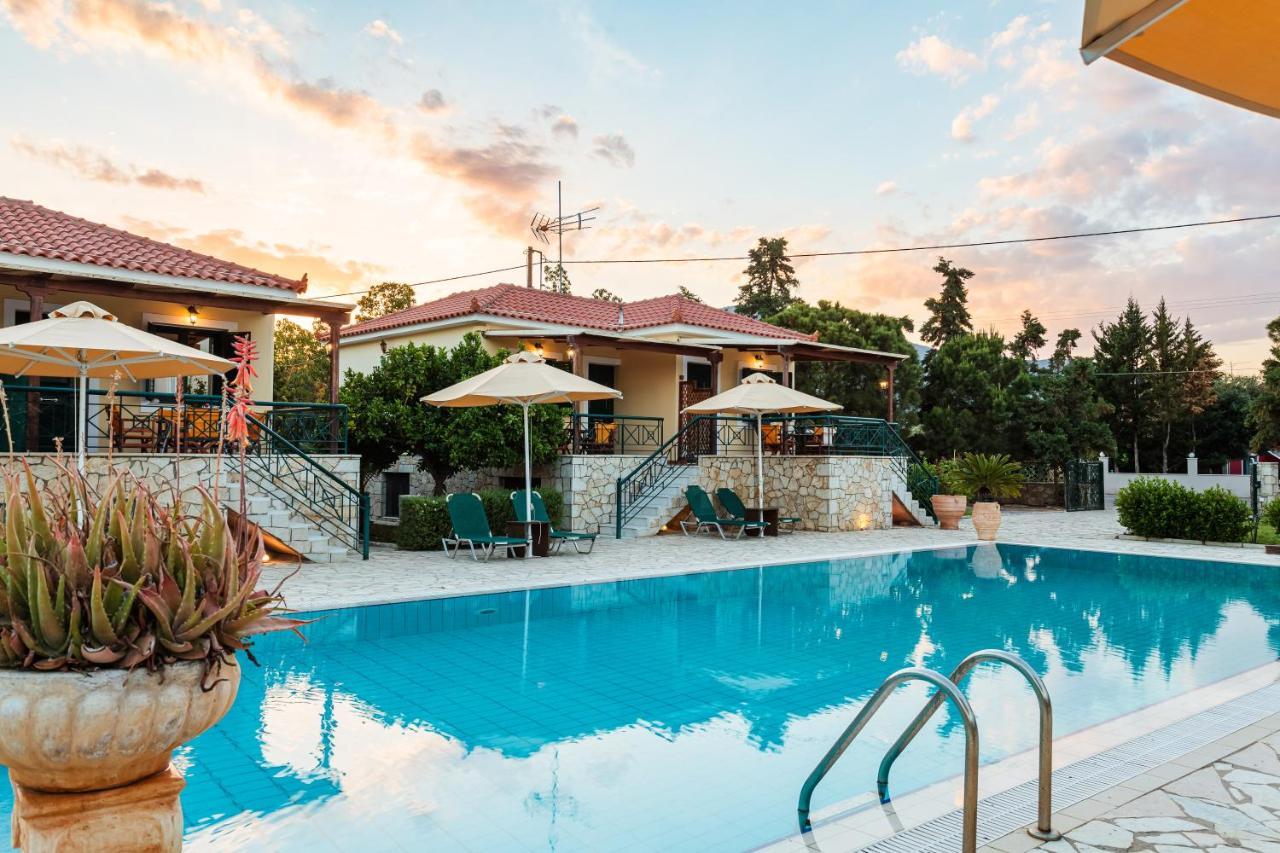 Dukes Poolside Houses Parálion Ástros Extérieur photo