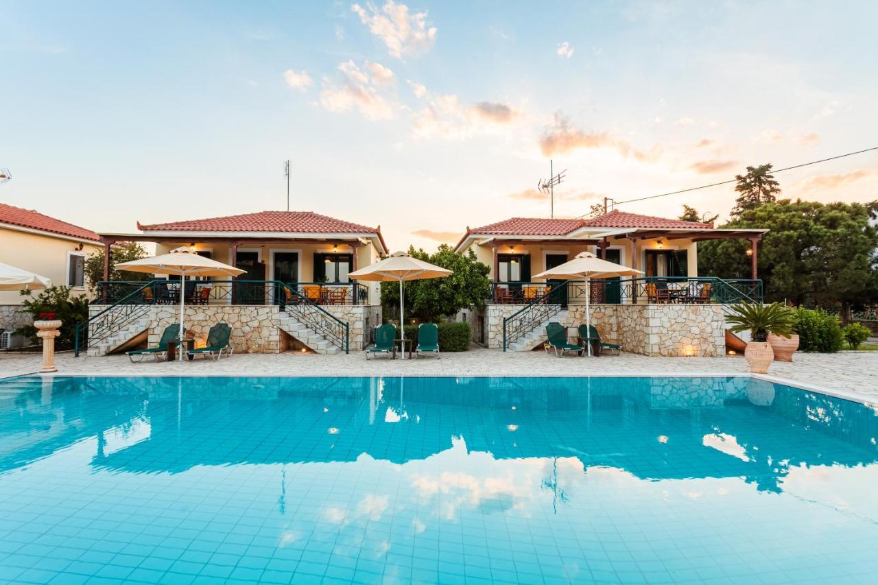 Dukes Poolside Houses Parálion Ástros Extérieur photo